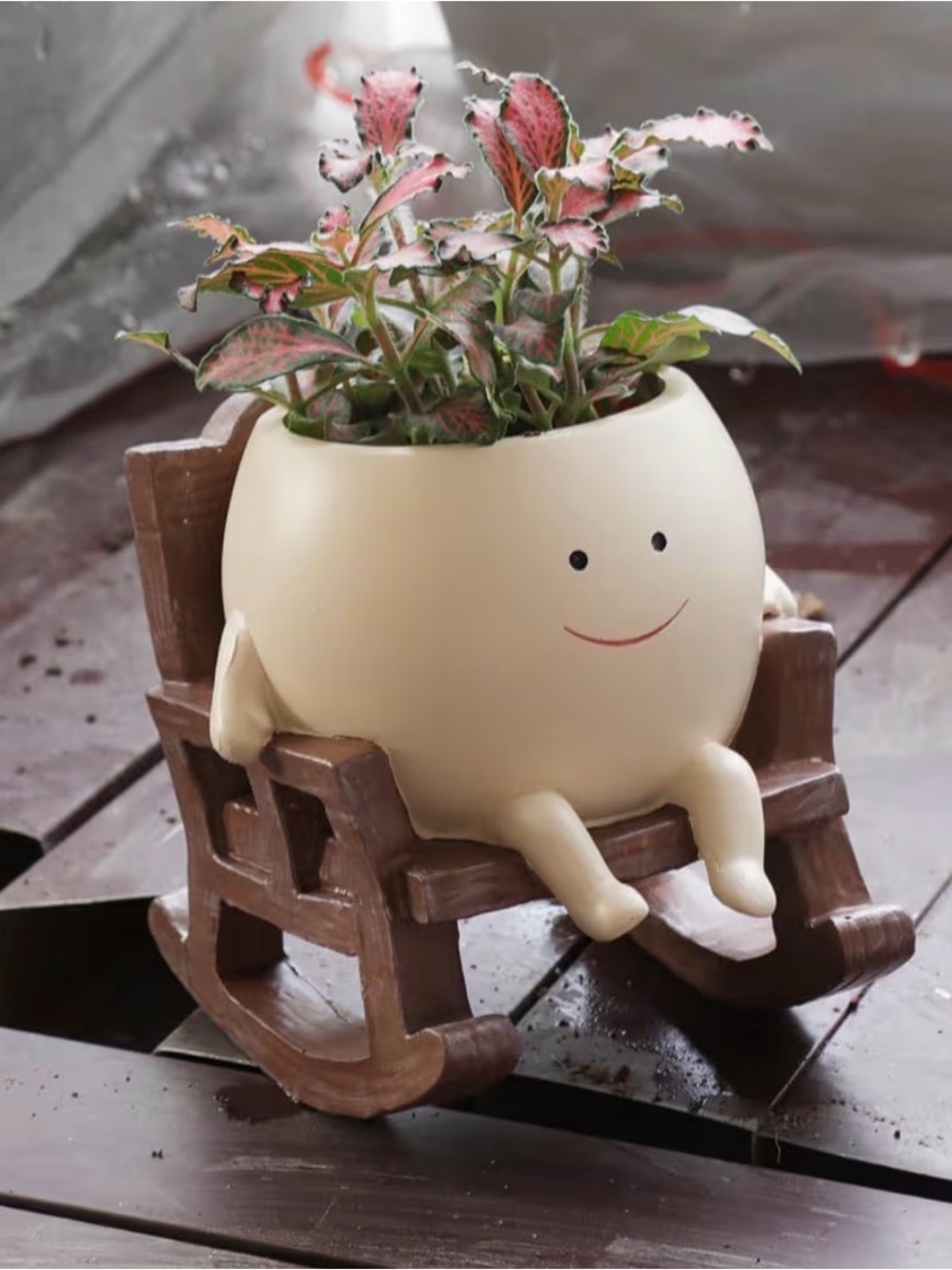 Cute Smiley Face Rocking Chair Planter Pot NWOT